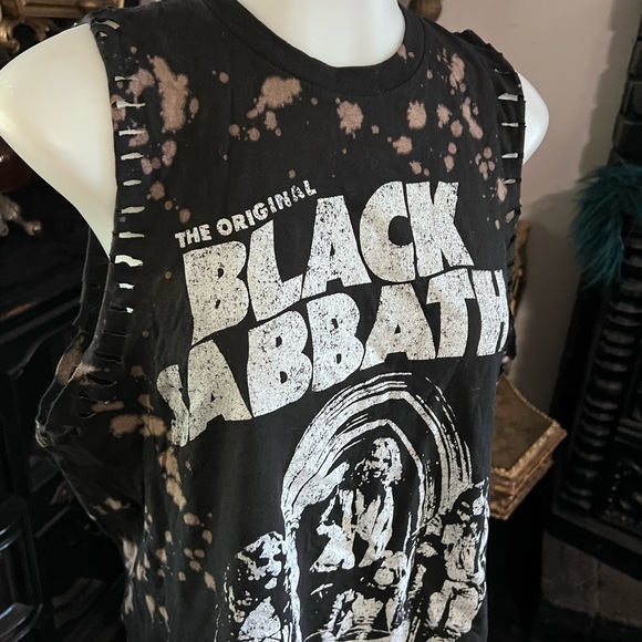 SOLD. - Picture 3 of 5